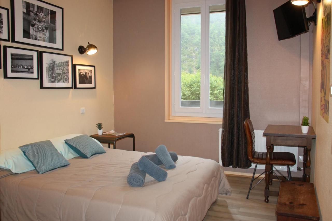 La Malène Hotel Des Bateliers מראה חיצוני תמונה